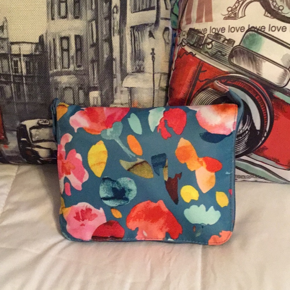 Vera Bradley Packable Backpack. Superbloom